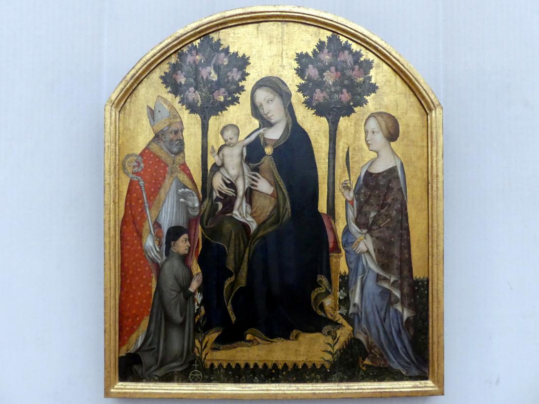 Gentile da Fabriano (1397–1425), Thronende Maria mit dem Kind, dem hl. Nikolaus von Bari, der hl. Katharina von Alexandrien und einem Stifter, Berlin, Gemäldegalerie ("Berliner Wunder"), Kabinett 40, um 1395–1400