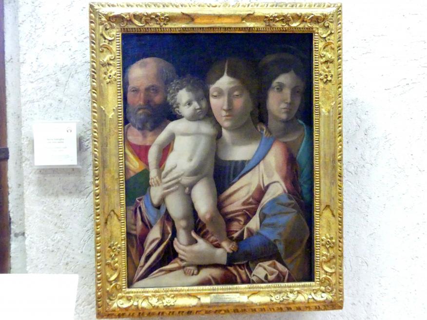 Andrea Mantegna (1451–1505), Heilige Familie mit einer Heiligen, Verona, Museo di Castelvecchio, Saal 18, Undatiert, Bild 1/2