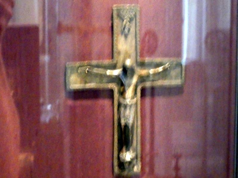 Kreuz mit Kruzifix, München, Bayerisches Nationalmuseum, Saal 1, Mitte 12. Jhd.
