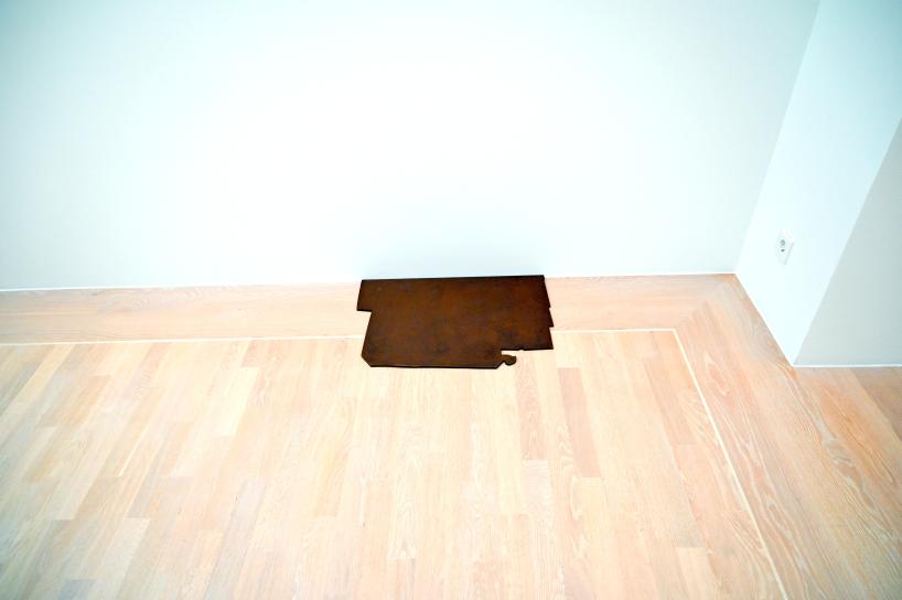 Joseph Beuys (1948–1985), Ohne Titel (Kupferplatte für die Ofenstelle), München, Lenbachhaus, Saal 45, 1962–1970