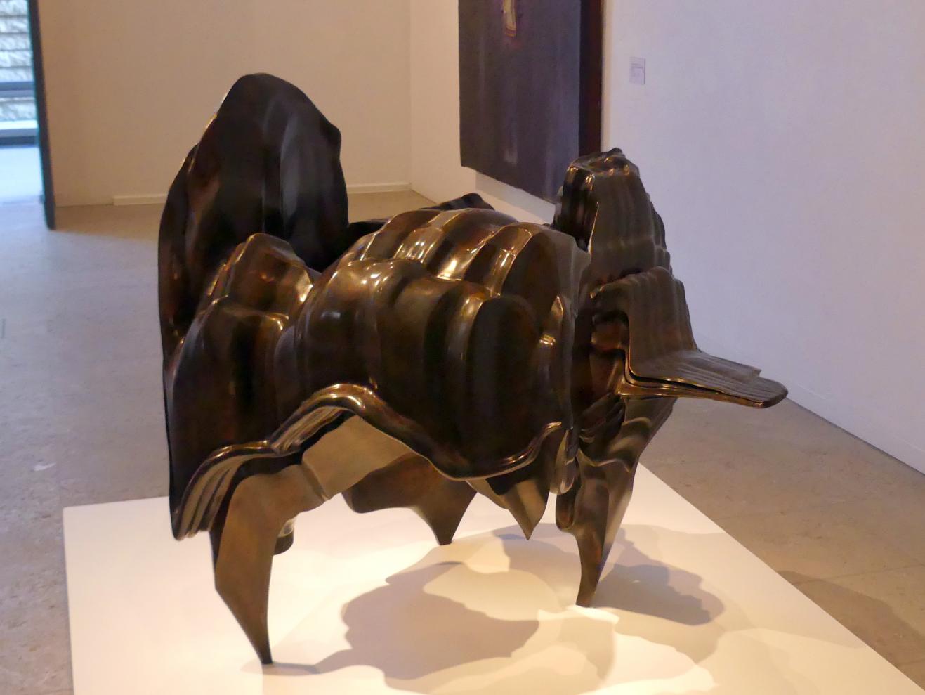 Tony Cragg (1980–2018), Cauldron - Kessel, Schwäbisch Hall, Kunsthalle Würth, Ausstellung "Lust auf mehr" vom 30.09.2019 - 20.09.2020, Erdgeschoss, 2005