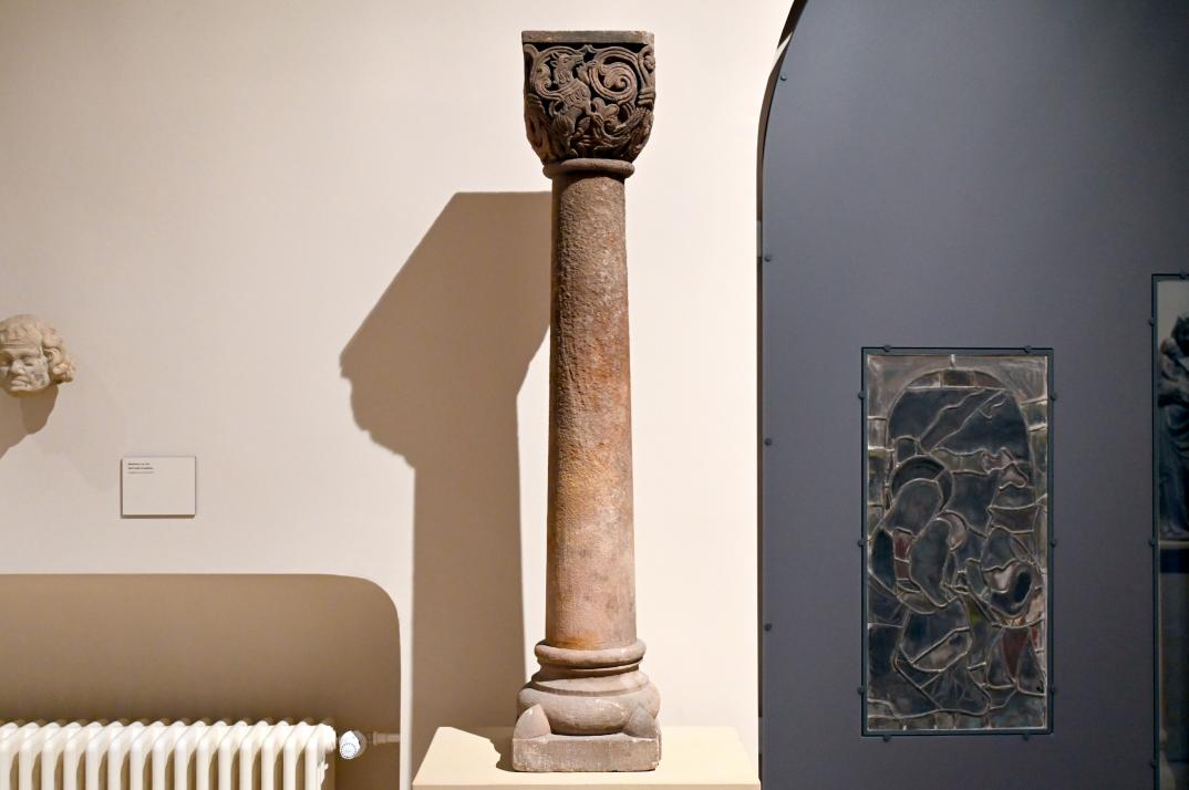 Säule von der Zwerggalerie am Ostchor des Mainzer Doms, Mainz, Hohe Dom St. Martin zu Mainz, jetzt Darmstadt, Hessisches Landesmuseum, Kunsthandwerk, um 1100