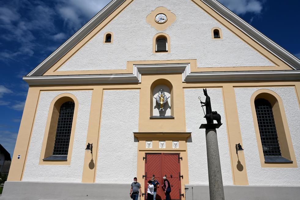 Aschau im Chiemgau, Pfarrkirche Mariä Lichtmeß, Bild 4/6
