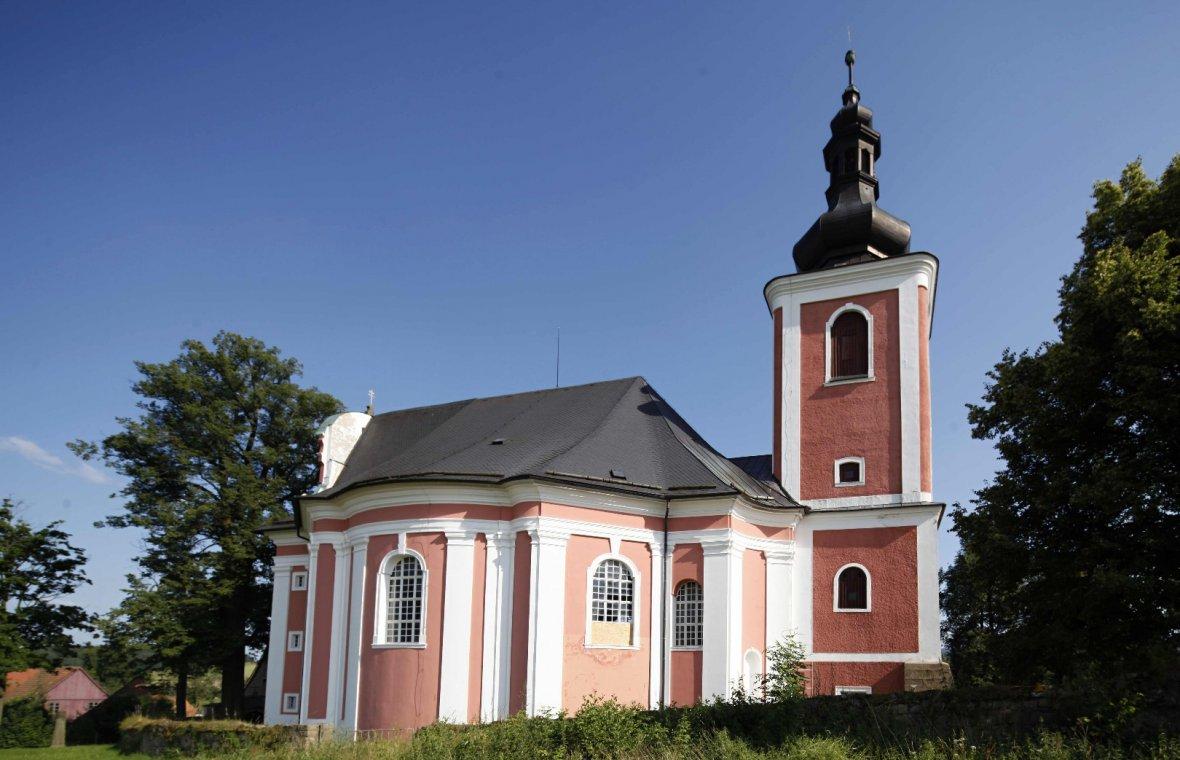 Barzdorf (Božanov), Kirche St. Maria Magdalena, Bild 4/7