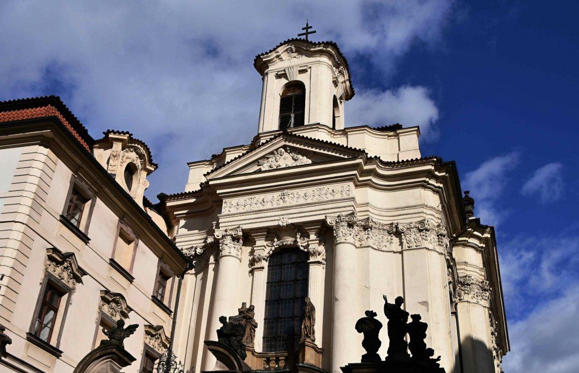 Prag-Neustadt Zderaz, ehem. Karl-Borromäus-Kirche, seit 1935 St. Cyrill und Method, Bild 1/12