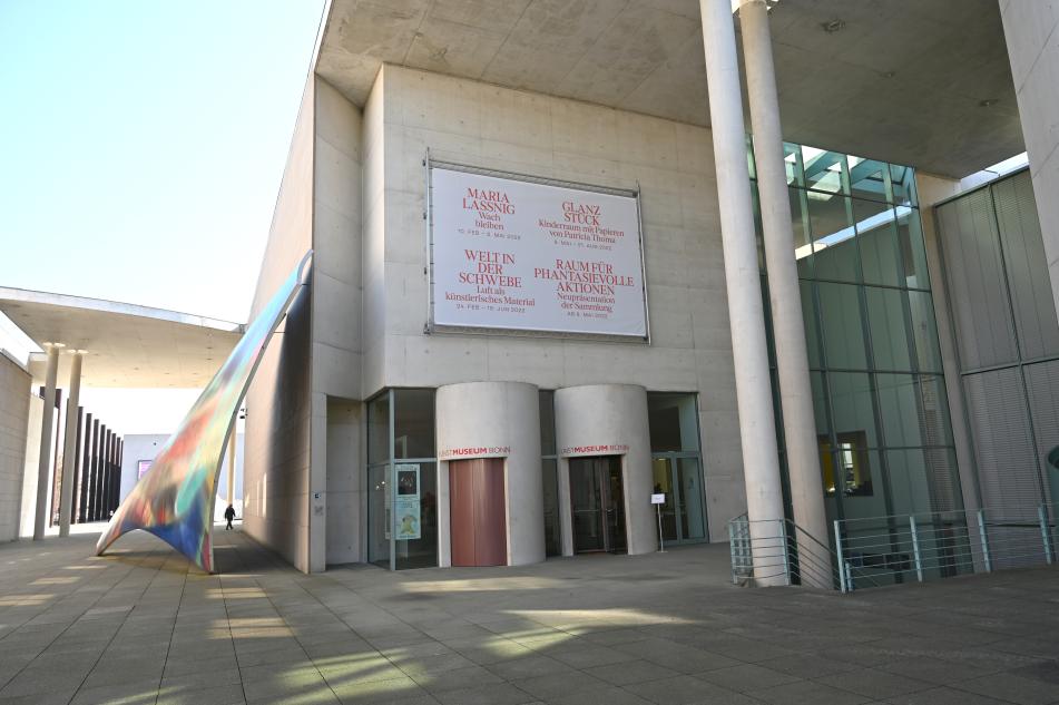 Bonn, Kunstmuseum, Ausstellung "Maria Lassnig - Wach bleiben" vom 10.02. - 08.05.2022, Bild 1/4