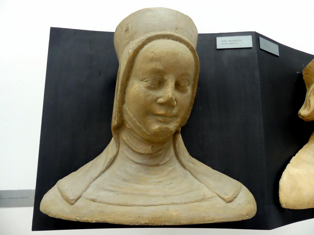 Peter Parler (Werkstatt) (1355–1390), Elisabeth Přemyslovna, Tochter von Wenzel II. und Guta von Habsburg, Mutter von Karl IV., Prag-Hradschin, Prager Burg, Veitsdom, jetzt Prag-Holešovice, Lapidarium, Saal 2, 1376–1385