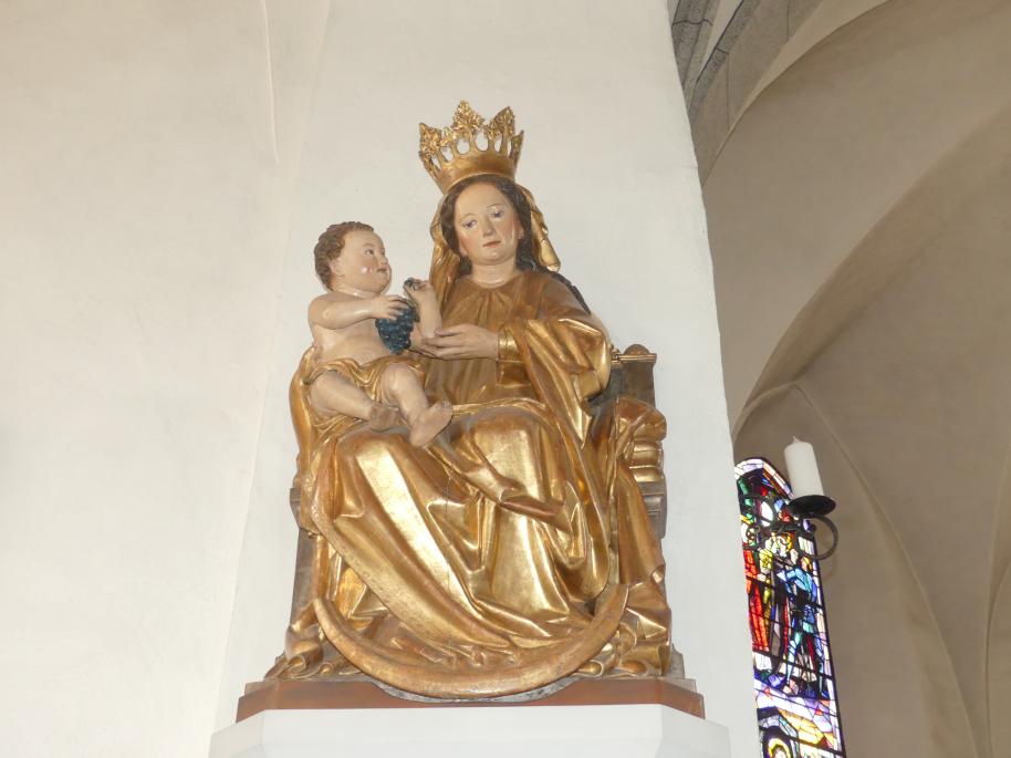 Michael Pacher (1461–1497), Schreinskulptur des Hochaltars 'Thronende Madonna mit Kind' (Traubenmadonna), St. Lorenzen, Pfarrkirche St. Laurentius, 1465, Bild 1/4