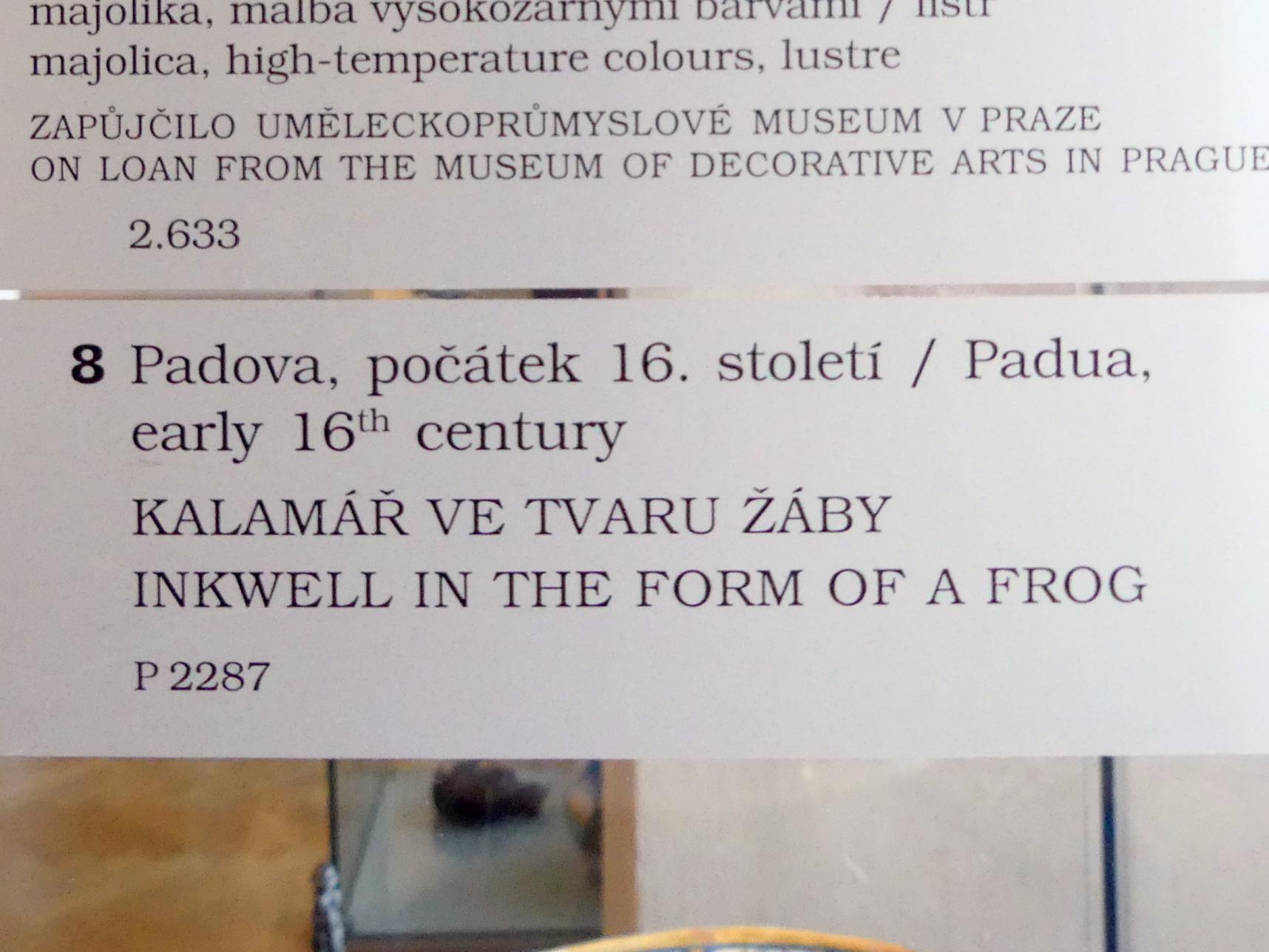 Tintenfass in Form eines Frosches, Prag, Nationalgalerie im Palais Sternberg, 1. Obergeschoss, Saal 7, Beginn 16. Jhd., Bild 2/2