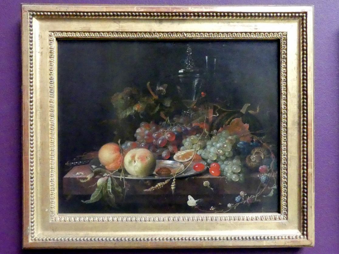 Abraham Mignon (1661–1675), Stillleben mit Früchten, Zinnteller und Weingläsern, Frankfurt am Main, Städel Museum, Vorhalle, um 1663–1664, Bild 1/2