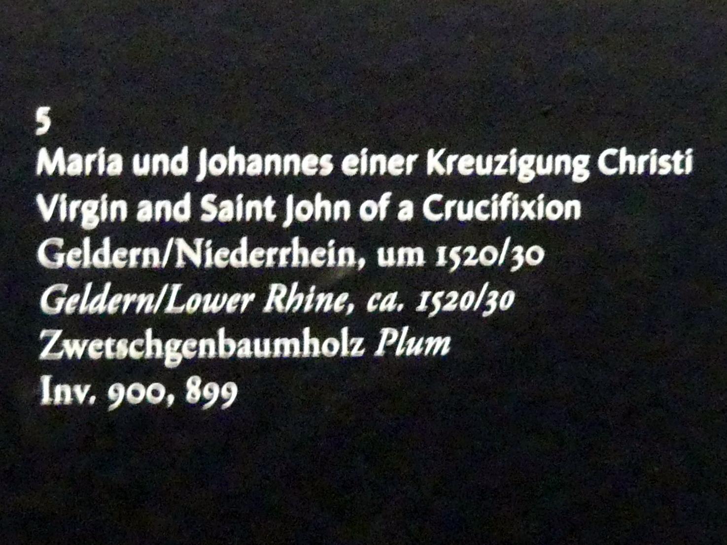 Maria und Johannes einer Kreuzigung Christi, Frankfurt am Main, Liebieghaus Skulpturensammlung, Mittelalter 3 - große Kunst im kleinen Format, um 1520–1530, Bild 2/2