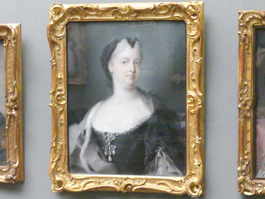 Rosalba Carriera (1712–1746), Kaiserin Wilhelmine Amalie, Gemahlin Kaiser Josephs I. (1673-1742), Dresden, Gemäldegalerie Alte Meister, 2. OG: Pastelle, 1730, Bild 1/2