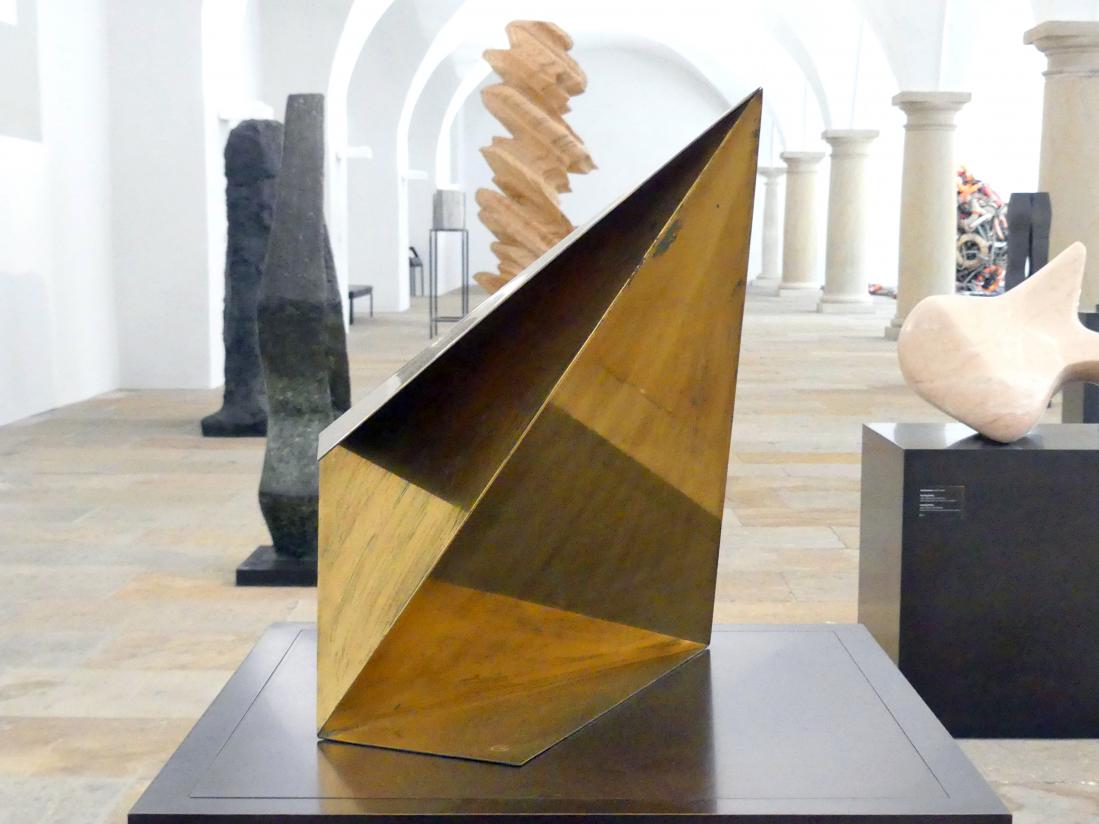Hermann Glöckner (1931–1981), Raumfaltung, Dresden, Albertinum, Galerie Neue Meister, Erdgeschoss, Skulpturenhalle, 1970, Bild 1/4