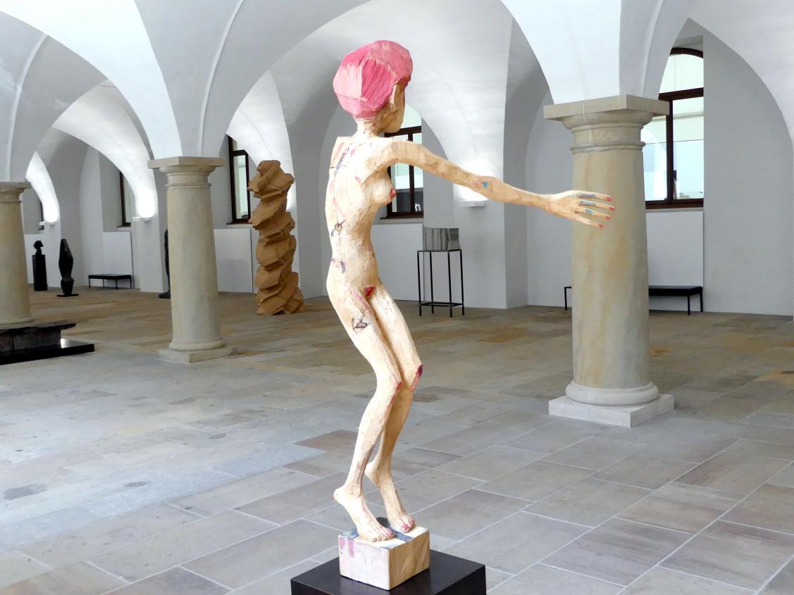 Hans Scheib (1997), Mit offenen Armen, Dresden, Albertinum, Galerie Neue Meister, Erdgeschoss, Skulpturenhalle, 1997, Bild 5/7