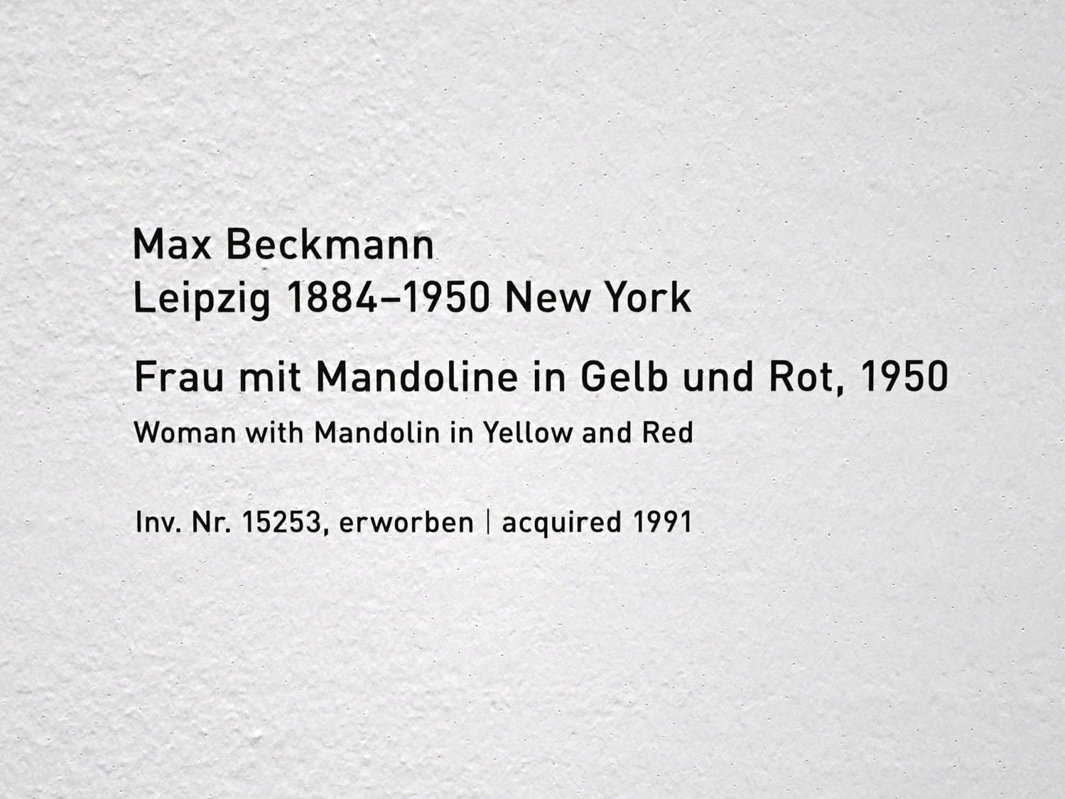 Max Beckmann (1905–1950), Frau mit Mandoline in Gelb und Rot, München, Pinakothek der Moderne, Saal 9, 1950, Bild 2/2