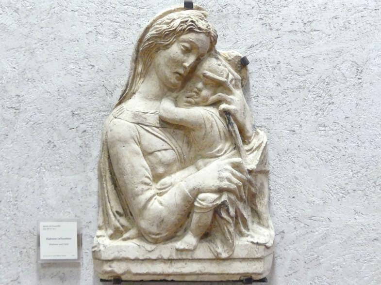 Maria mit Kind, Verona, Haus in der Vicolo Balena, jetzt Verona, Museo di Castelvecchio, Saal 18, Undatiert, Bild 1/2