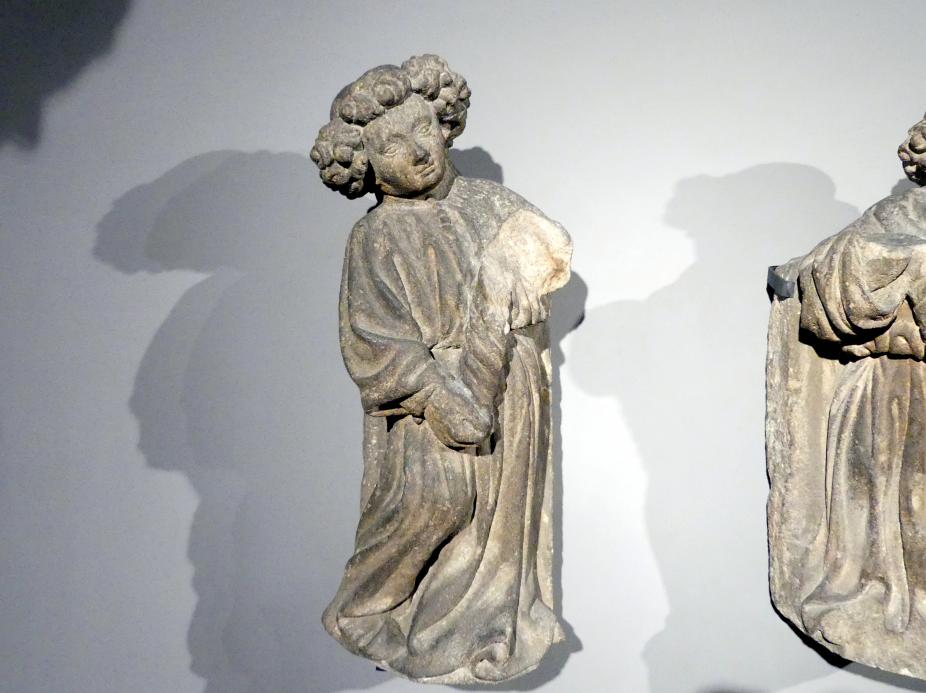 Engel mit Kerze, Breslau, Nationalmuseum, 1. OG, schlesische Steinskulptur 12.-16. Jhd.,, um 1400, Bild 1/3