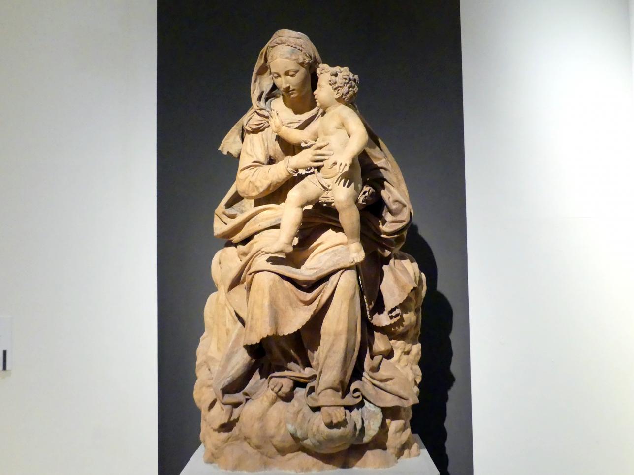 Antonio Begarelli (1529–1540), Maria mit Kind, Modena, Chiesa San Salvatore (am 13. Mai 1944 zerstört), jetzt Modena, Galleria Estense, Saal 11, um 1540, Bild 1/5