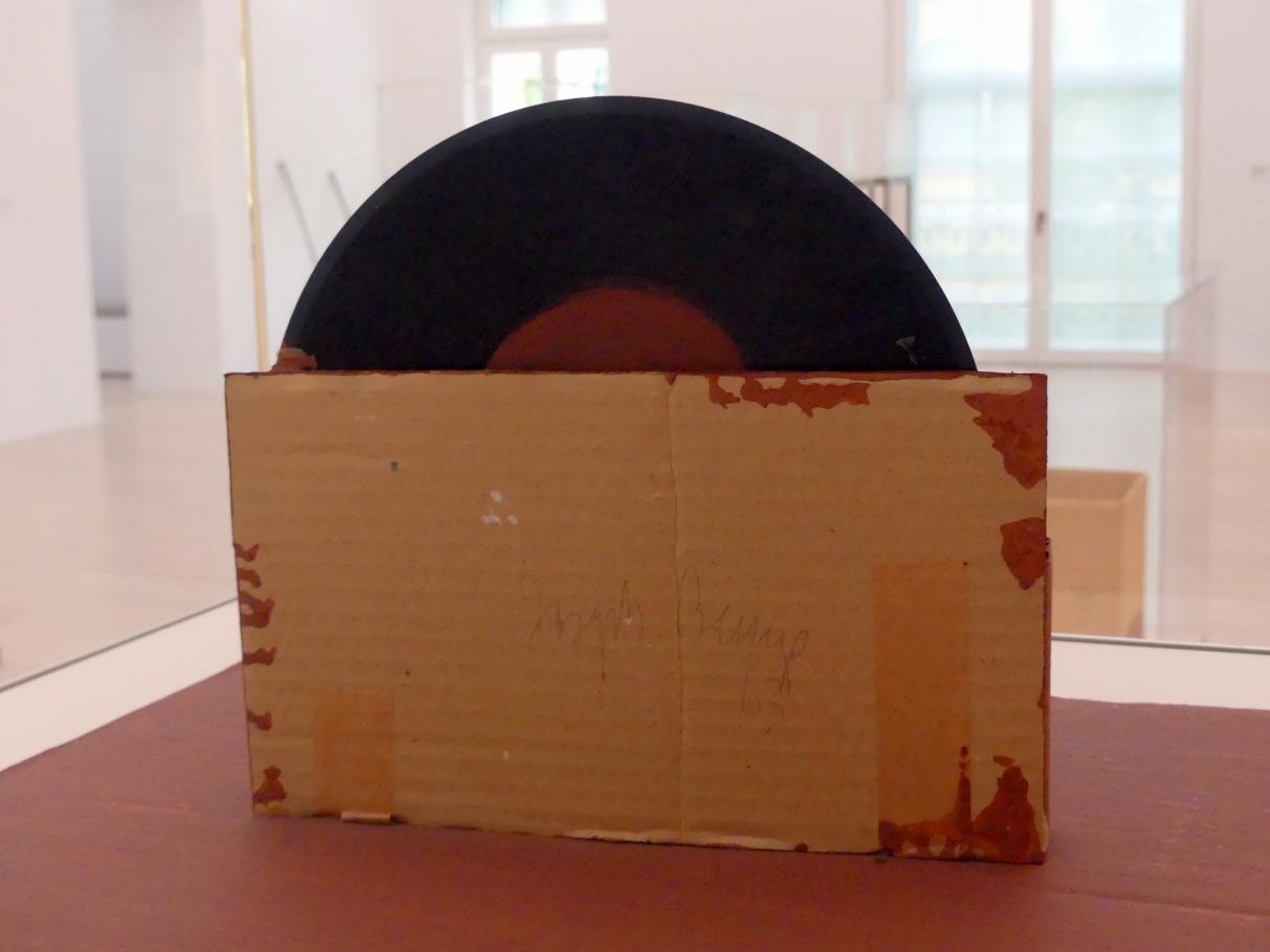 Joseph Beuys (1948–1985), Musikbox, München, Lenbachhaus, Saal 44, 1962–1963, Bild 4/5