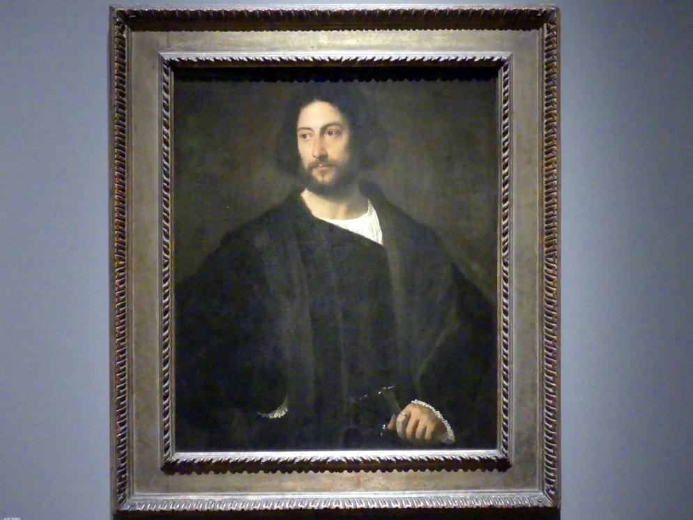 Tiziano Vecellio (Tizian) (1509–1575), Bildnis eines jungen Mannes, München, Alte Pinakothek, Ausstellung "Van Dyck" vom 25.10.2019-02.02.2020, Selbstbildnisse und ganzfigurige Porträts - 2, um 1520, Bild 1/2