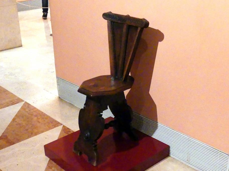 Sgabello (italienischer Hocker), Madrid, Museo Thyssen-Bornemisza, Saal 6, Galeria Villahermosa, 16. Jhd., Bild 3/4