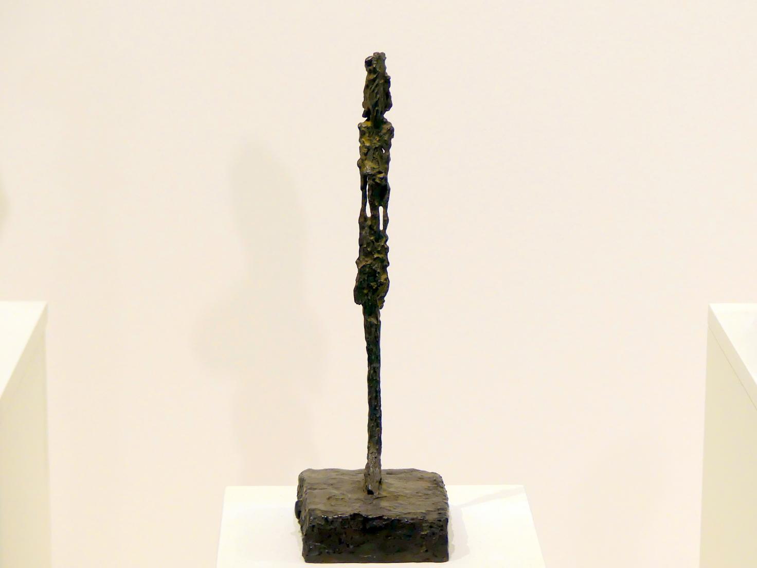 Alberto Giacometti (1914–1965), Statuette, Prag, Nationalgalerie im Messepalast, Ausstellung "Alberto Giacometti" vom 18.07.-01.12.2019, Stehende Figuren, um 1947