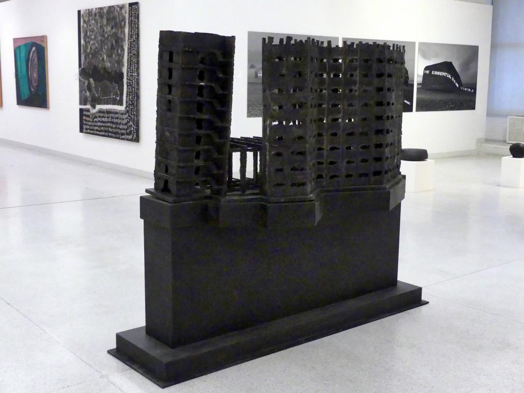 Jiří Sozanský (2012), Skelett Messepalast, Prag, Nationalgalerie im Messepalast, Moderne Kunst, 2012, Bild 4/5