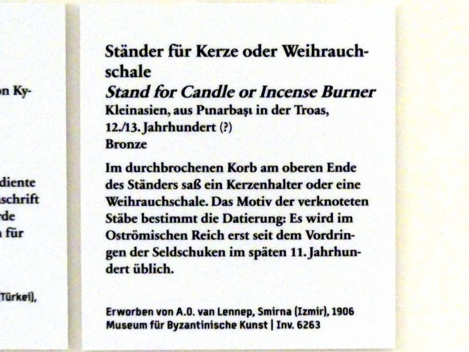 Ständer für Kerze oder Weihrauchschale, Berlin, Bode-Museum, Saal 110, um 1150–1250, Bild 2/2