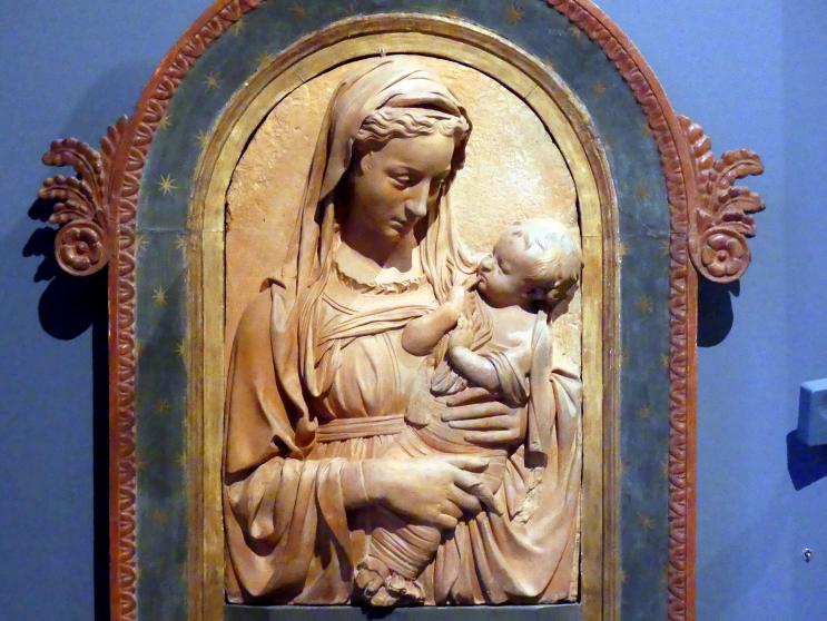 Michelozzo di Bartolommeo (1426–1440), Maria mit Kind, Berlin, Bode-Museum, Saal 122, um 1440, Bild 1/3