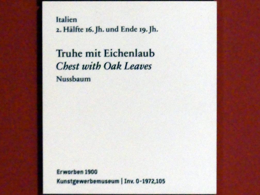 Truhe mit Eichenlaub, Berlin, Bode-Museum, Saal 125, 2. Hälfte 16. Jhd., Bild 3/3