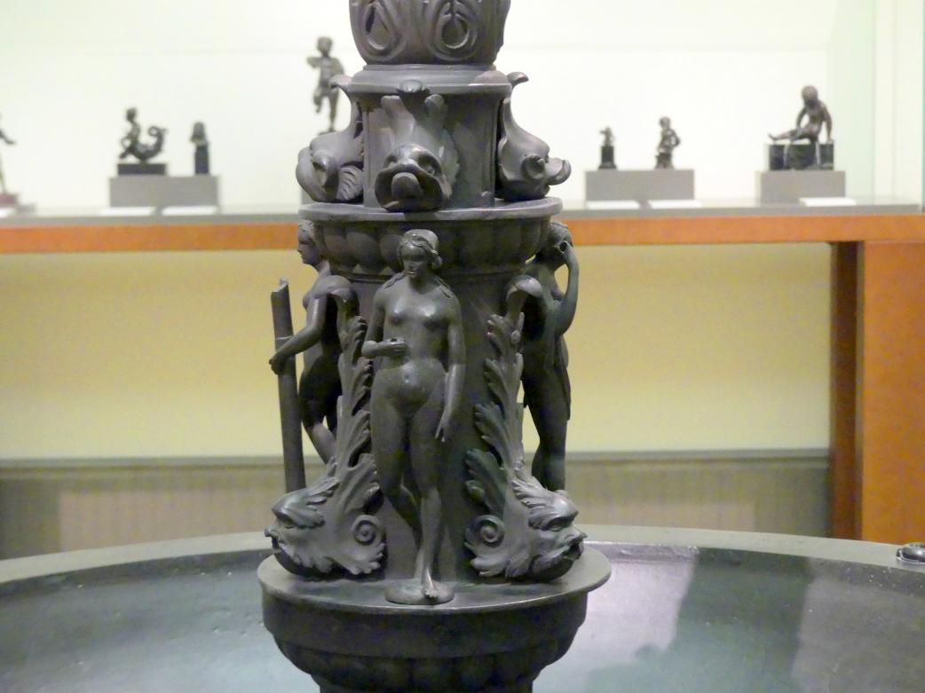 Kleopatra-Brunnen, Berlin, Bode-Museum, Saal 218, Mitte 16. Jhd., Bild 3/4
