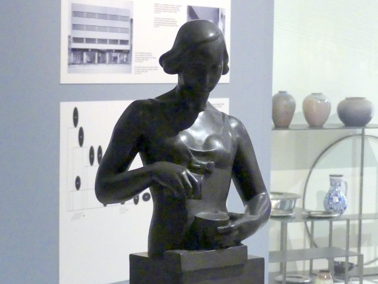 Fraňo Štefunko (1934), Frau mit Geschirr, Prag, Nationalgalerie im Messepalast, 1918-1939, Saal 16, 1934, Bild 3/5