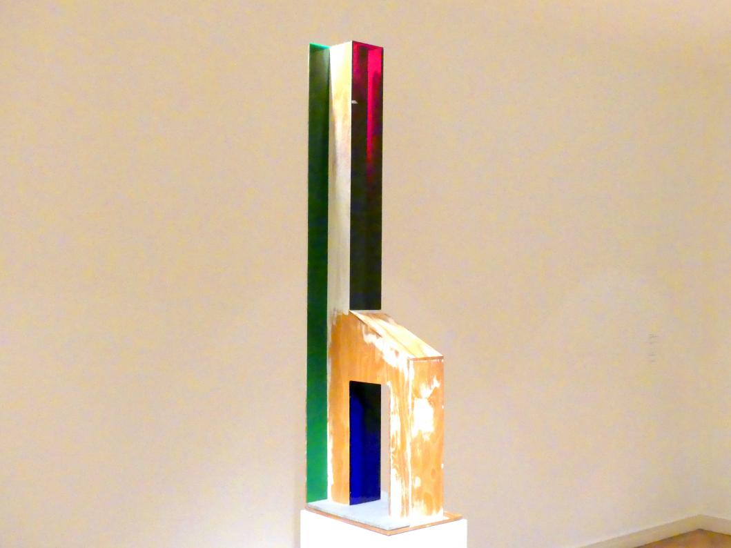 Thomas Scheibitz (1994–2019), Lichtfigur (Haus), Berlin, Museum Berggruen, Stülerbau, Erdgeschoss, Saal 5, 2010, Bild 1/4