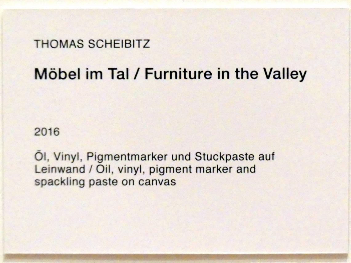 Thomas Scheibitz (1994–2019), Möbel im Tal, Berlin, Museum Berggruen, Stülerbau, 1. Obergeschoss, 2016, Bild 2/2