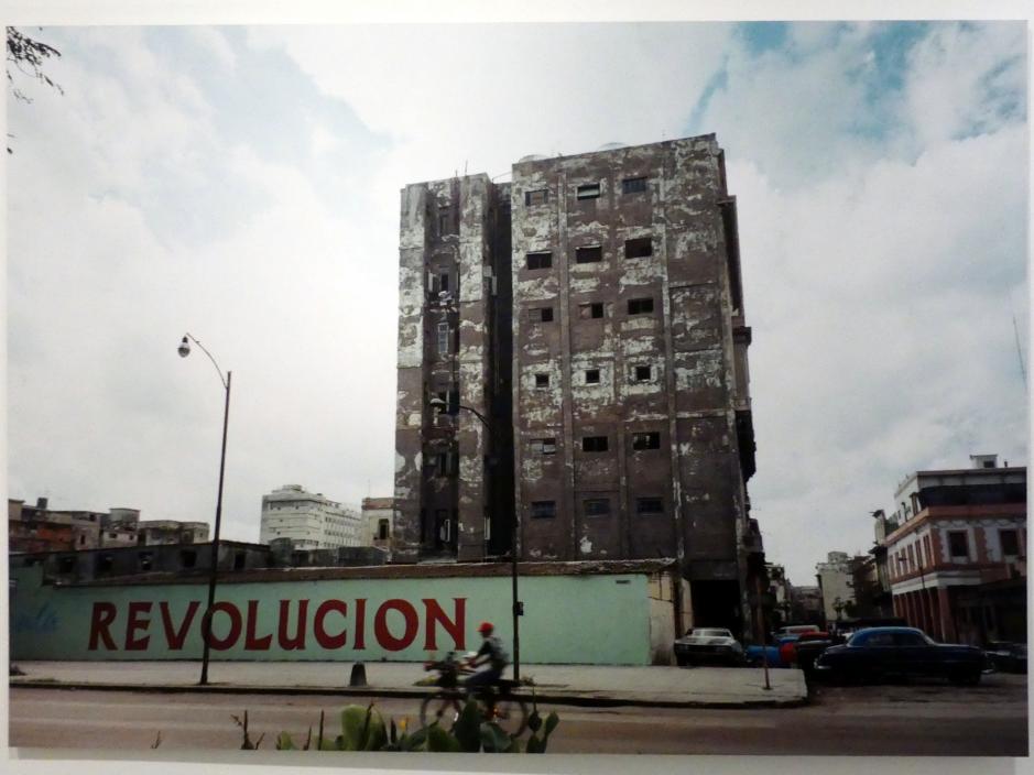 Magdalena Jetelová (1994–2017), Kuba (Havanna-Projekt), Schwäbisch Hall, Kunsthalle Würth, Ausstellung "Lust auf mehr" vom 30.09.2019 - 20.09.2020, Erdgeschoss, 1994–1995, Bild 2/4