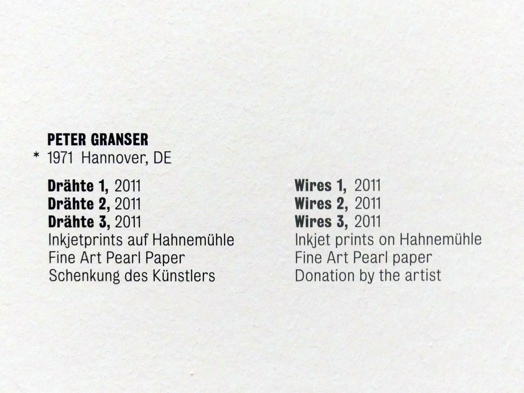 Peter Granser (2011), Drähte 3, Stuttgart, Kunstmuseum, Saal 4, 2011, Bild 2/2