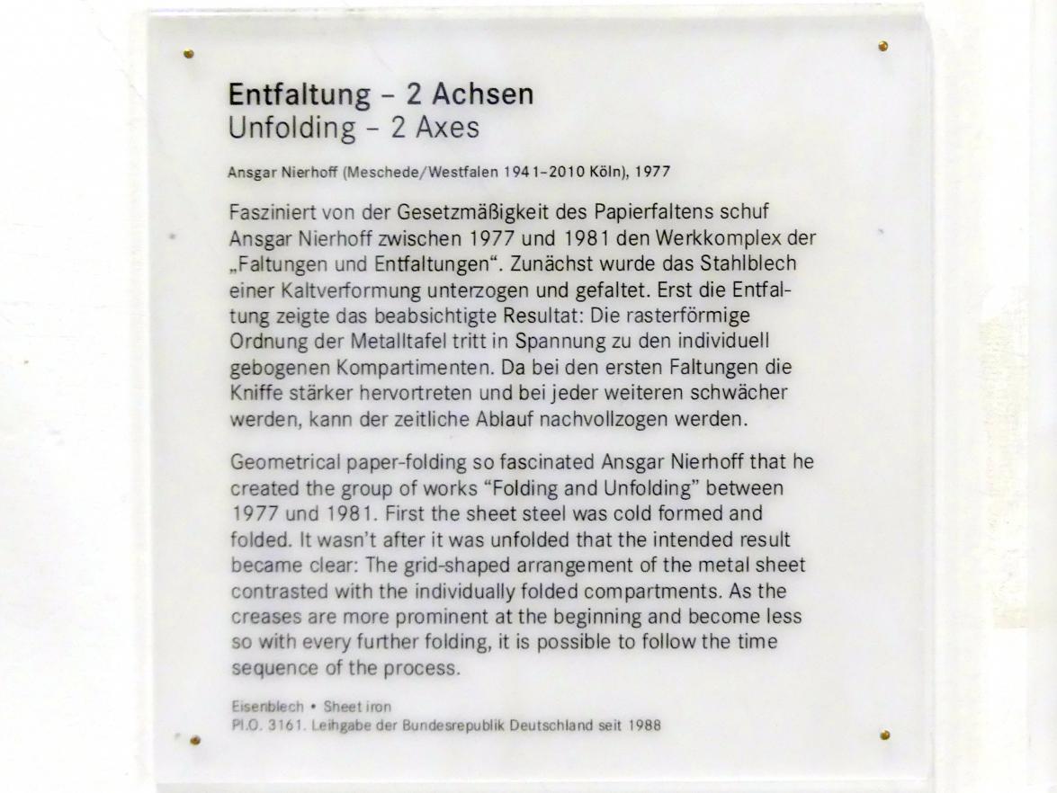 Ansgar Nierhoff (1969–1977), Entfaltung - 2 Achsen, Nürnberg, Germanisches Nationalmuseum, Untergeschoss, 1977, Bild 4/5