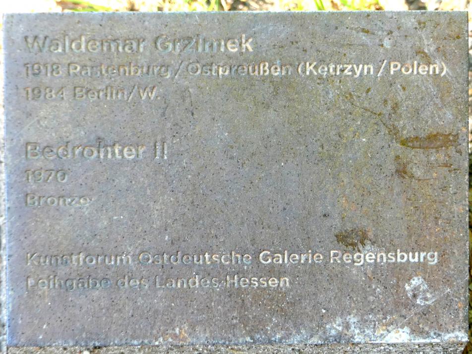 Waldemar Grzimek (1957–1970), Bedrohter II, Regensburg, Stadtpark, 1970, Bild 13/13