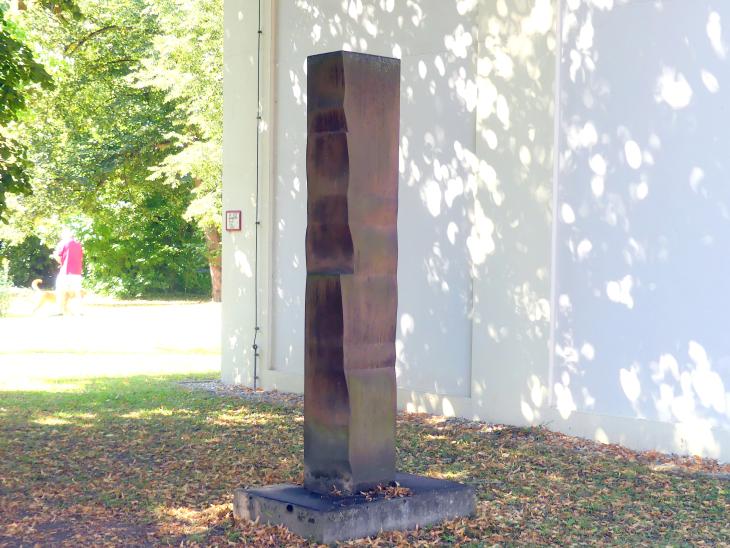 Hans Joachim Albrecht (1989–1999), Aufbruch einer Schreitenden, Regensburg, Stadtpark, 1989