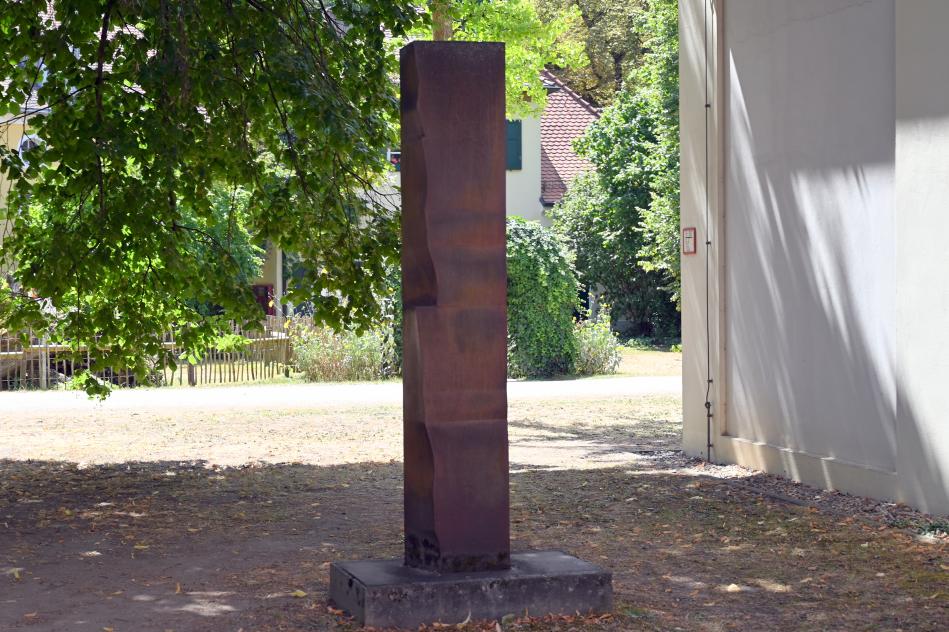 Hans Joachim Albrecht (1989–1999), Aufbruch einer Schreitenden, Regensburg, Stadtpark, 1989, Bild 6/6