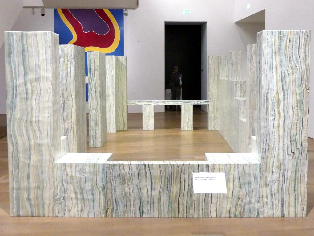 Lucy McKenzie (1997–2019), Loos-Haus, München, Museum Brandhorst, Ausstellung "Lucy McKenzie - Prime Suspect" vom 10.09.2020 - 21.02.2021, Saal -1.1, 2013, Bild 1/5