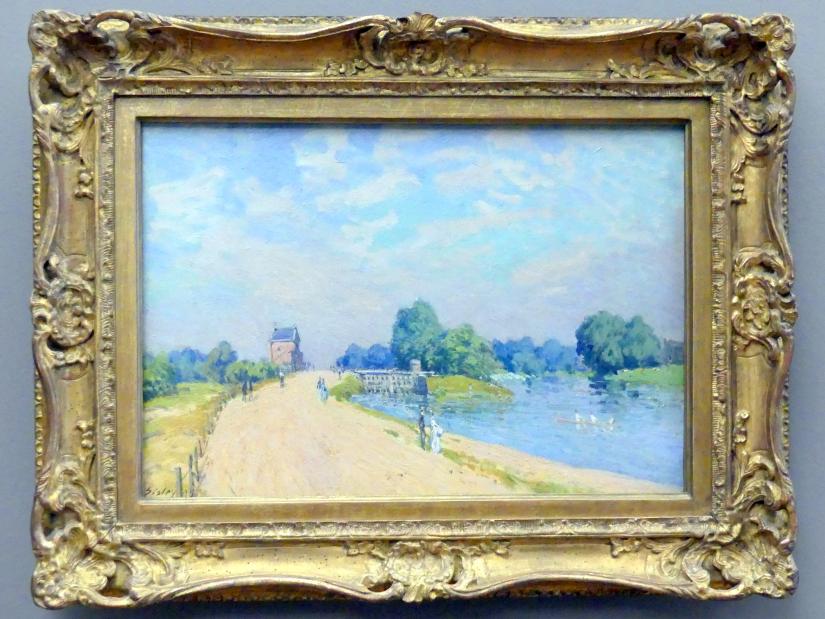 Alfred Sisley (1872–1896), Der Weg nach Hampton Court, München, Neue Pinakothek in der Alten Pinakothek, Saal II, 1874, Bild 1/2