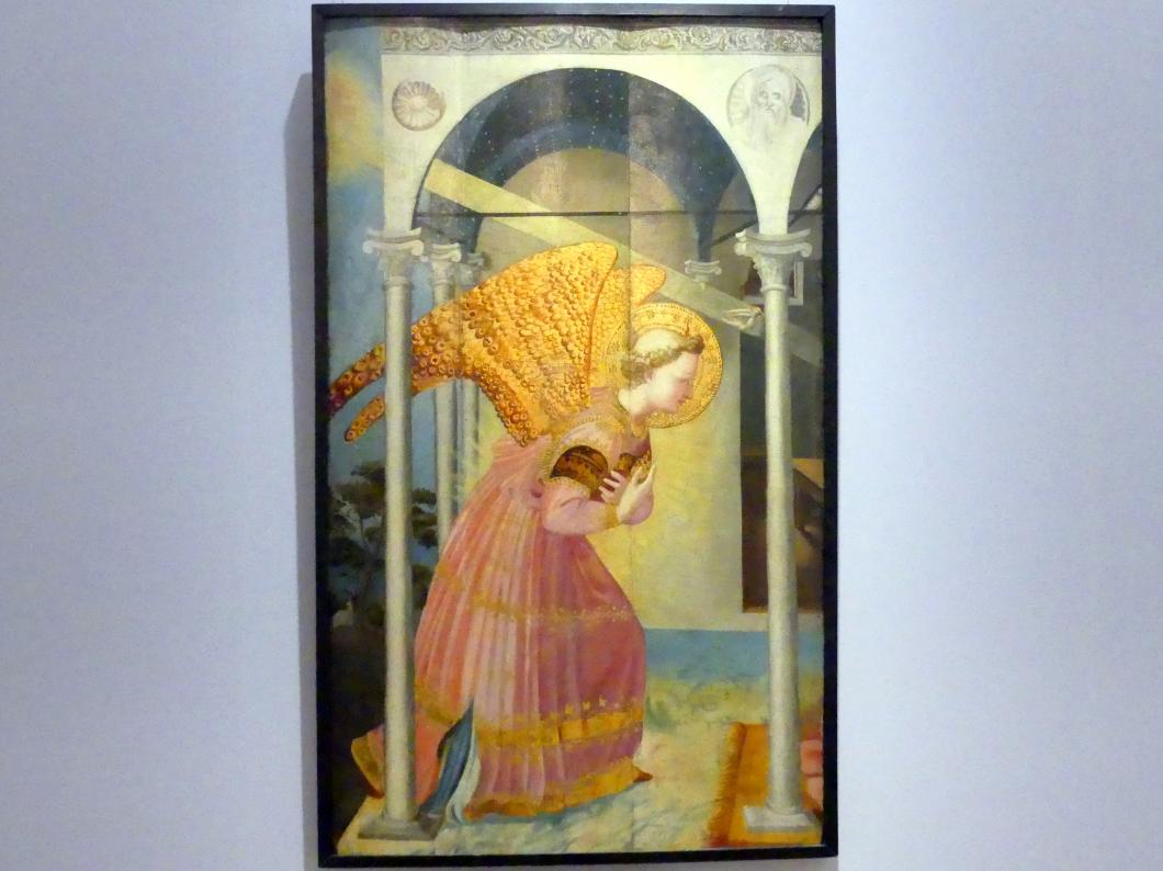 Fra Angelico (Werkstatt) (1427–1450), Erzengel Gabriel bei der Verkündigung an Maria, Würzburg, Martin von Wagner-Museum, Saal 2, nach 1426, Bild 1/2