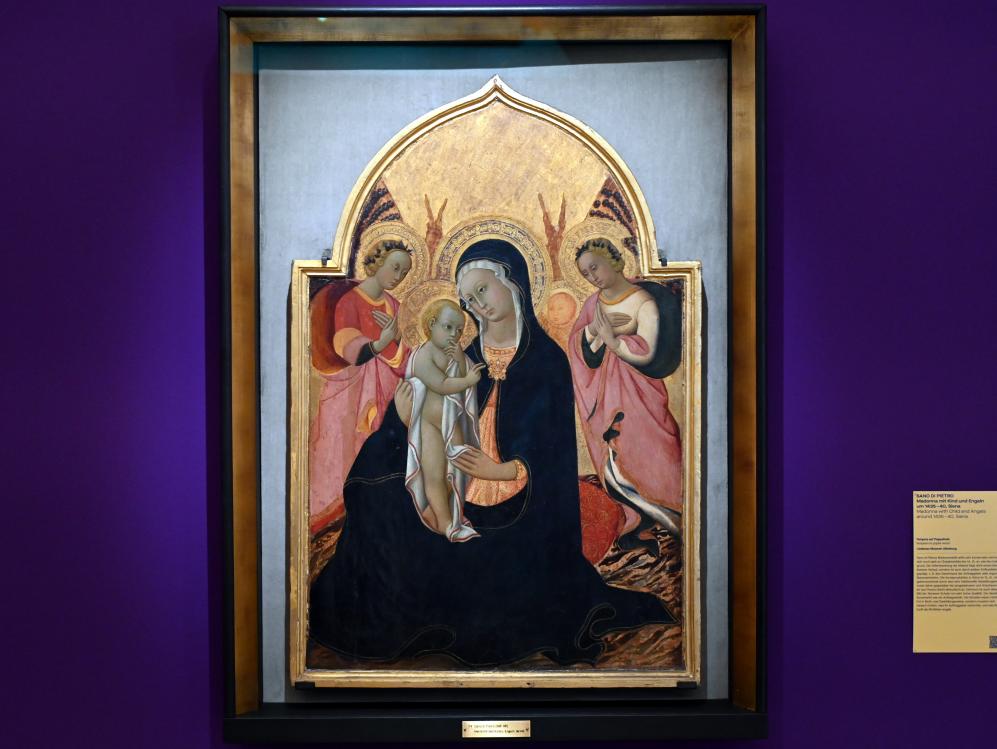 Sano di Pietro (1437–1467), Madonna mit Kind und Engeln, Chemnitz, Kunstsammlungen am Theaterplatz, Saal 2, um 1435–1440, Bild 1/2