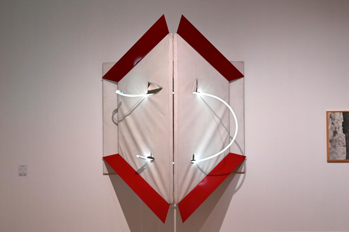 Mario Merz (1967–1982), Auf der Straße, Turin, Galleria civica d'arte moderna e contemporanea (GAM Torino), Saal 19, 1967, Bild 1/3