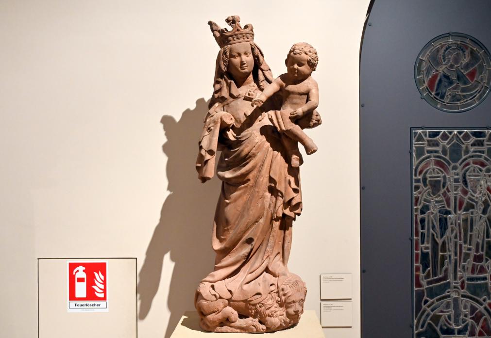 Muttergottes auf dem Löwen, Heuchelheim (Reichelsheim), ehem. Kirche St. Maria, jetzt Darmstadt, Hessisches Landesmuseum, Kunsthandwerk, 1420–1430