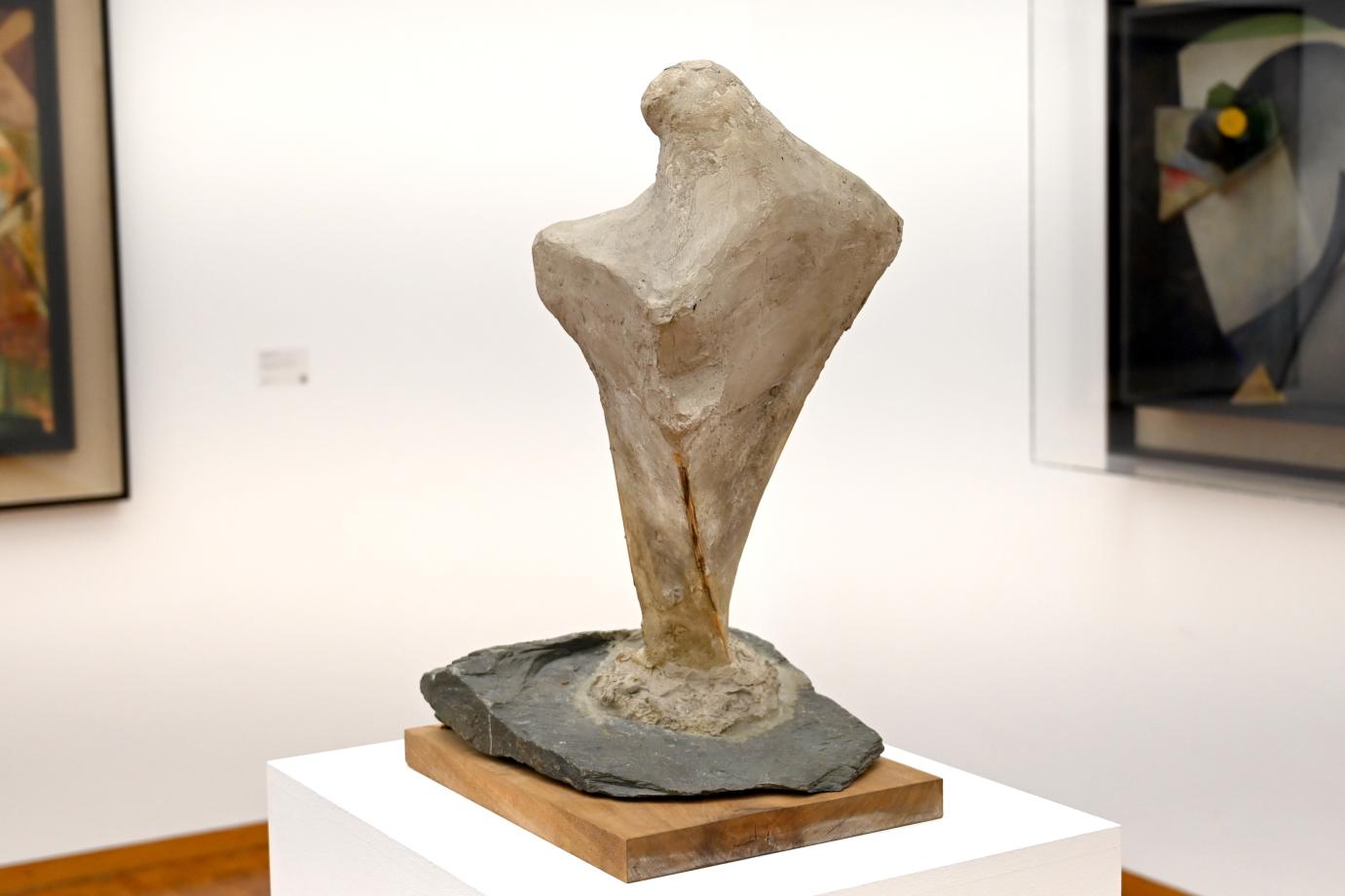 Kurt Schwitters (1919–1947), Skulptur aus dem 3. Merz-Bau in Elterwater, Köln, Museum Ludwig, 02.22, 1947, Bild 1/4