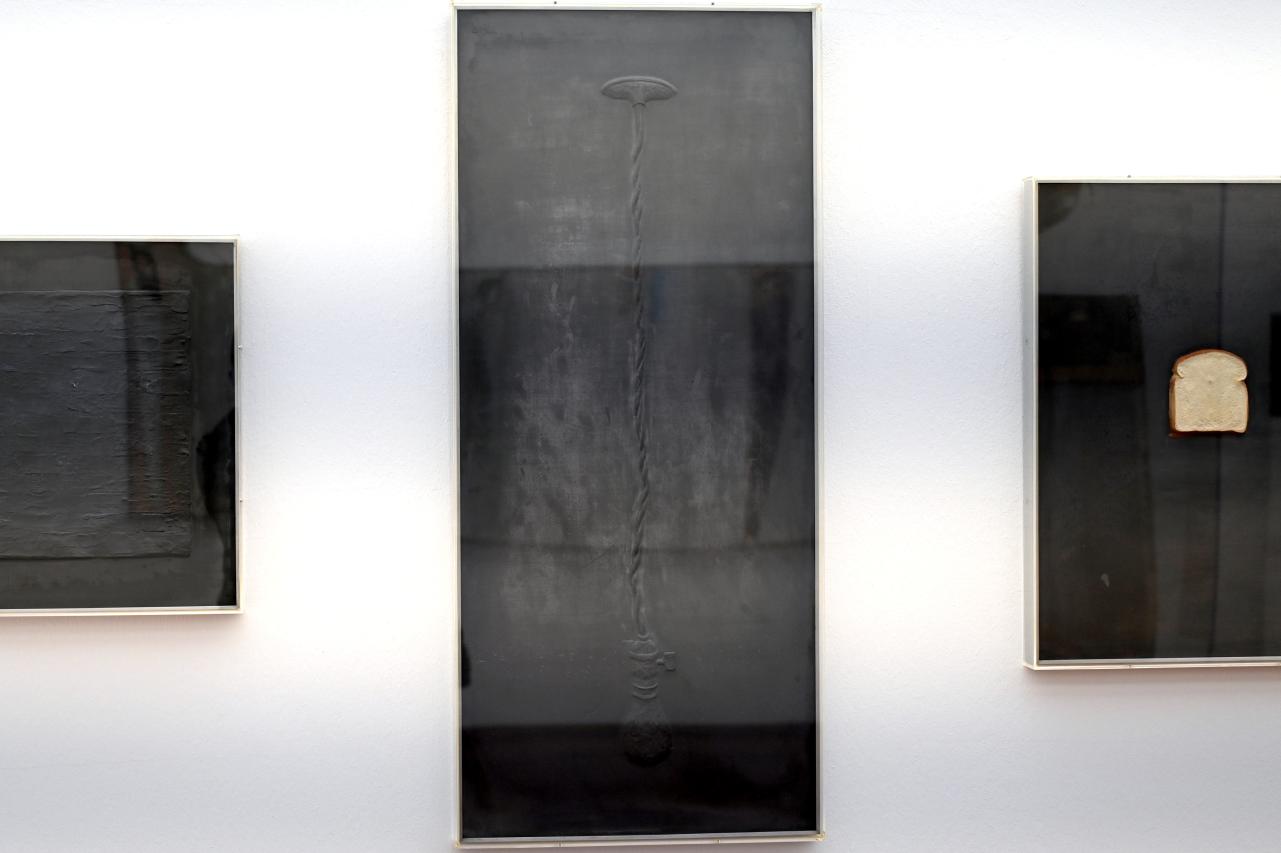 Jasper Johns (1954–1969), Glühbirne, Köln, Museum Ludwig, 01.14, 1969, Bild 1/2