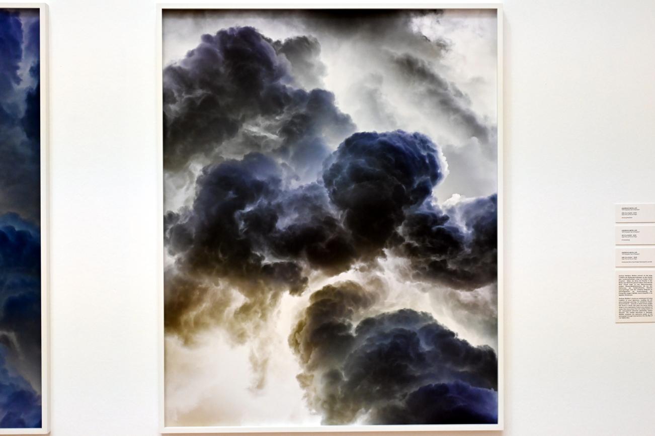 Andreas Gefeller (2019), 056 (Clouds), Bonn, Kunstmuseum, Ausstellung "Welt in der Schwebe" vom 24.02. - 19.06.2022, Saal 6, 2019