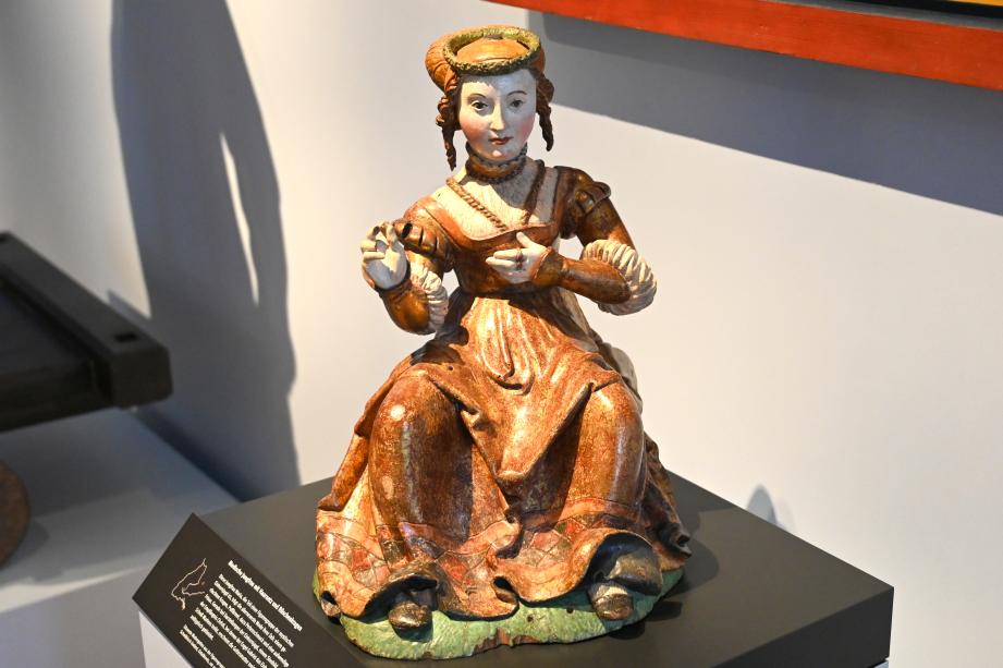 Sitzende Muttergottes aus der Figurengruppe der Einhornjagd, Stuttgart, Landesmuseum Württemberg, Mittelalter, um 1520, Bild 1/3